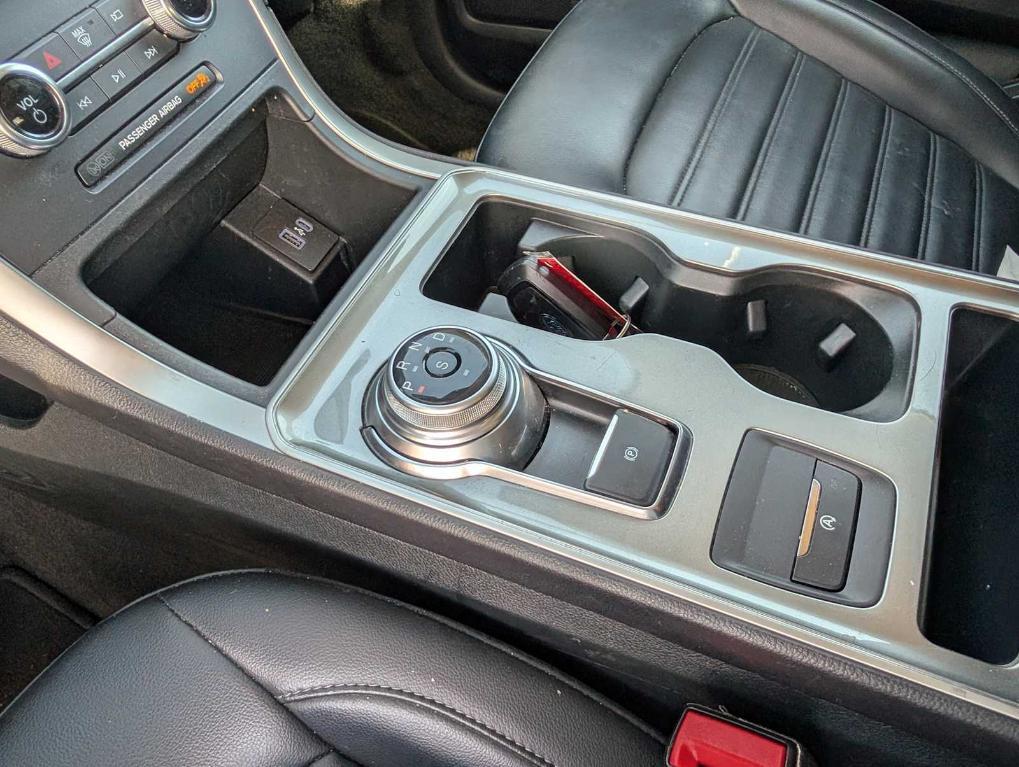 used 2024 Ford Edge car, priced at $20,900