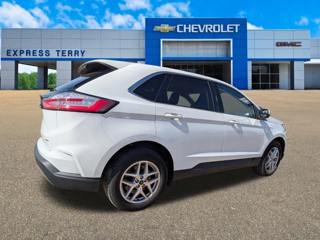 used 2024 Ford Edge car, priced at $20,900