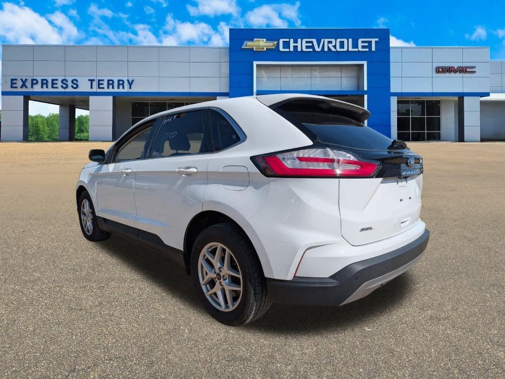 used 2024 Ford Edge car, priced at $20,900