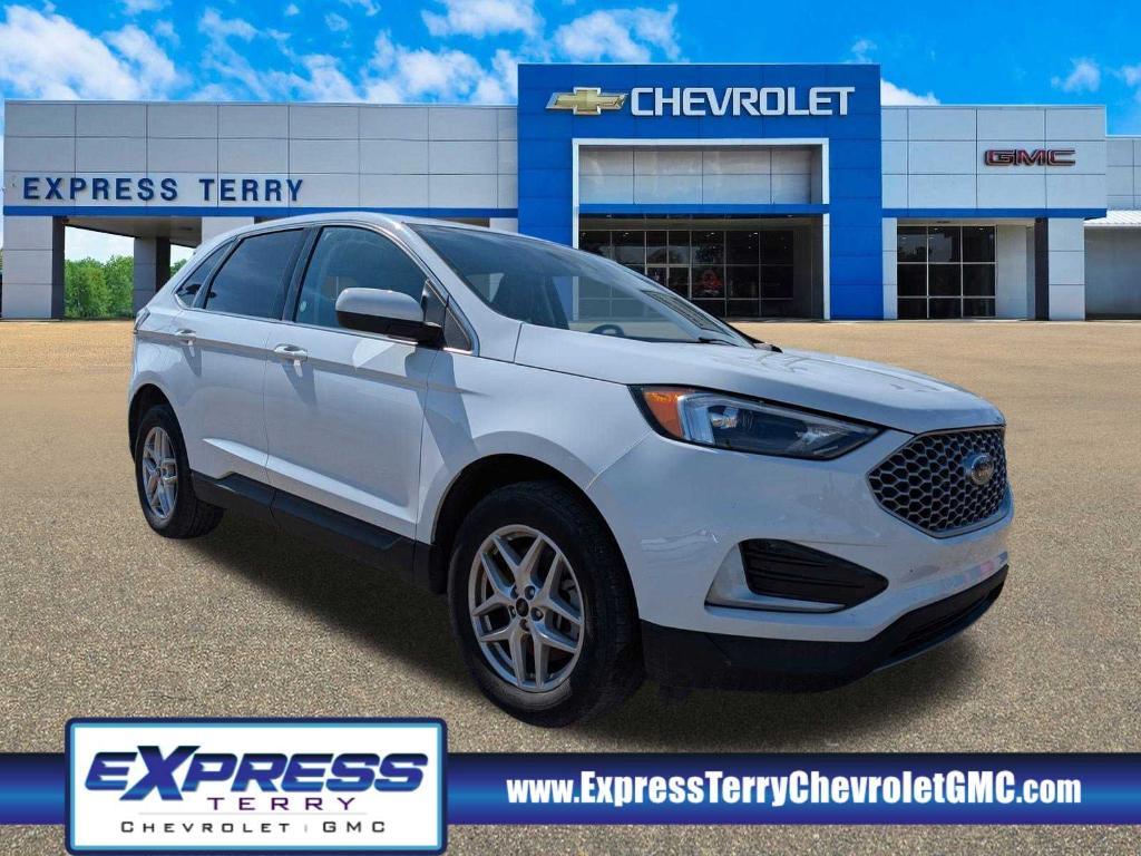 used 2024 Ford Edge car, priced at $20,900