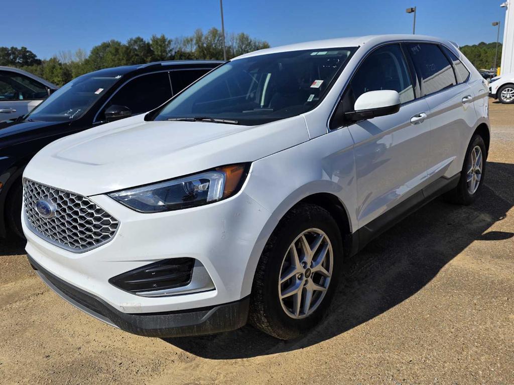 used 2024 Ford Edge car, priced at $24,800