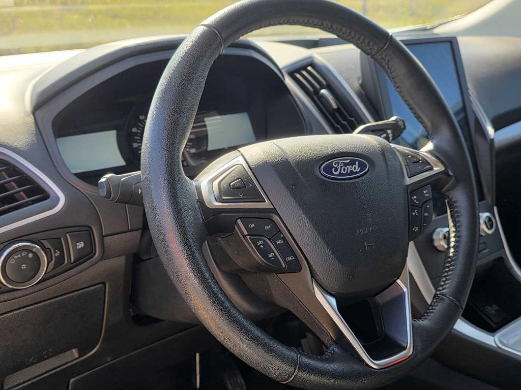 used 2024 Ford Edge car, priced at $24,800