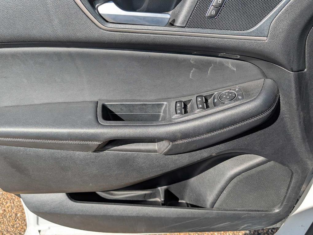 used 2024 Ford Edge car, priced at $20,900