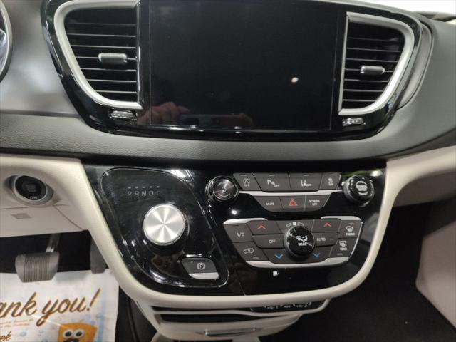 used 2024 Chrysler Pacifica car, priced at $29,700
