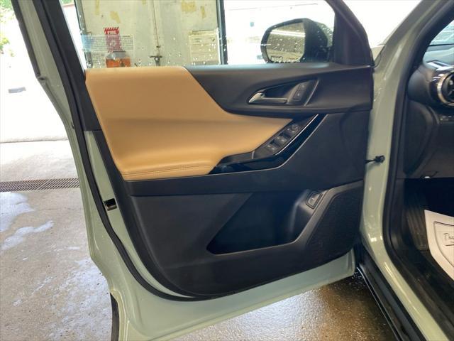 used 2025 Chevrolet Equinox car, priced at $35,700