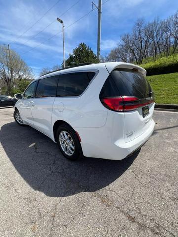 used 2022 Chrysler Pacifica car, priced at $27,450