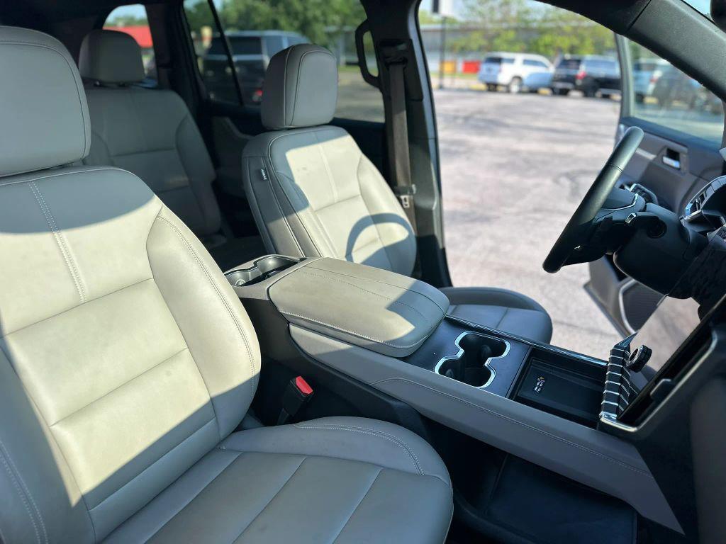 used 2024 GMC Acadia car, priced at $39,999