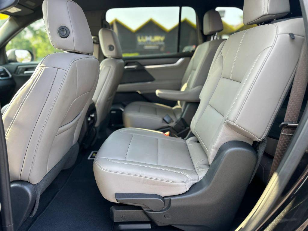 used 2024 GMC Acadia car, priced at $39,999