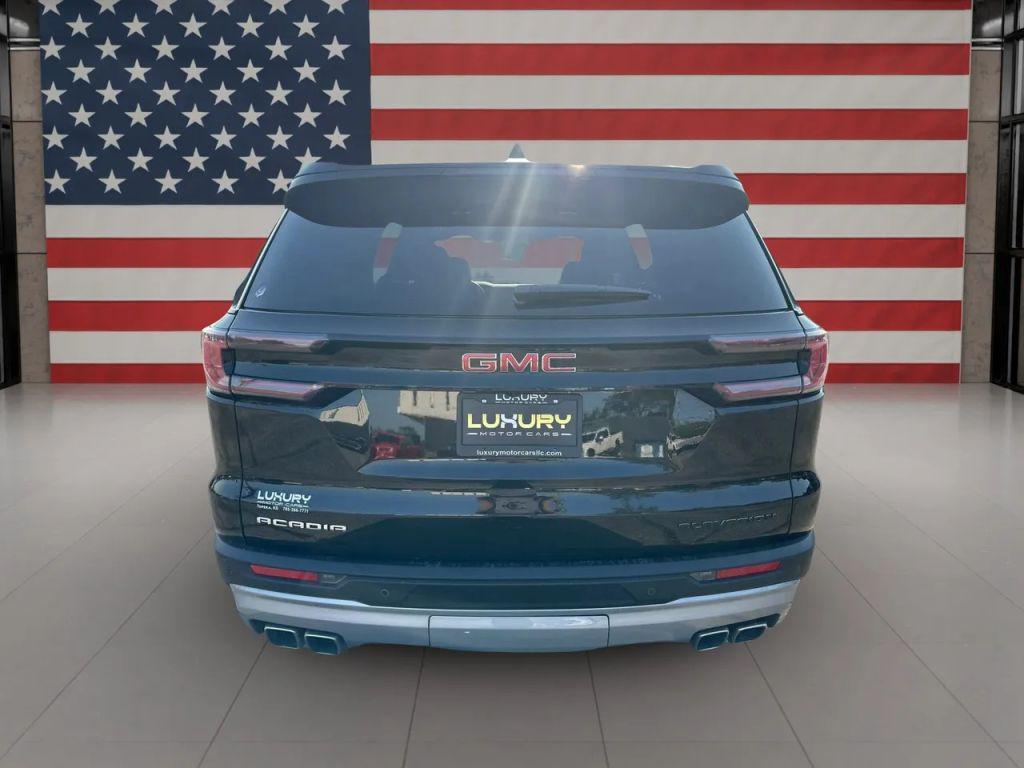 used 2024 GMC Acadia car, priced at $39,999