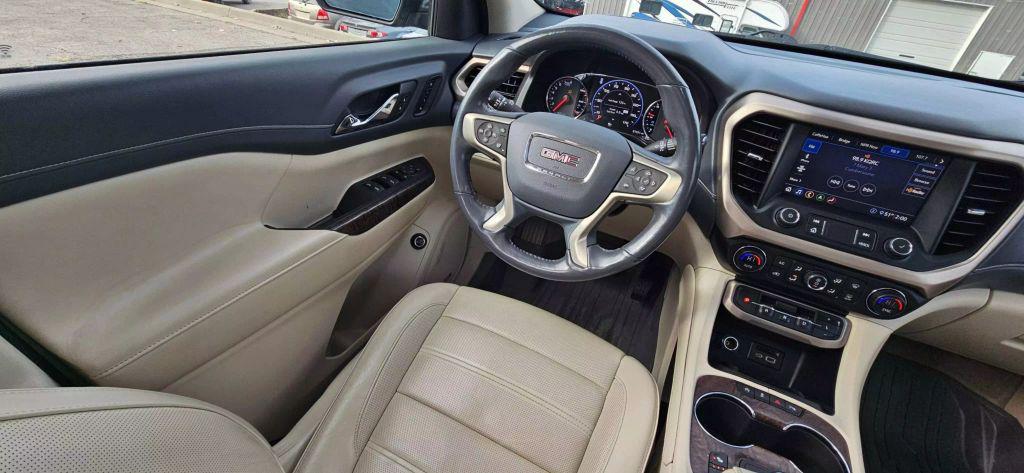 used 2020 GMC Acadia car, priced at $28,900