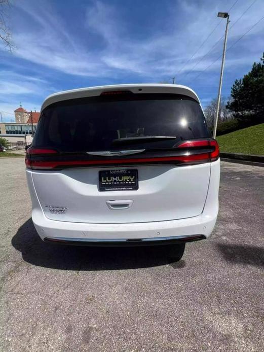 used 2022 Chrysler Pacifica car, priced at $25,000