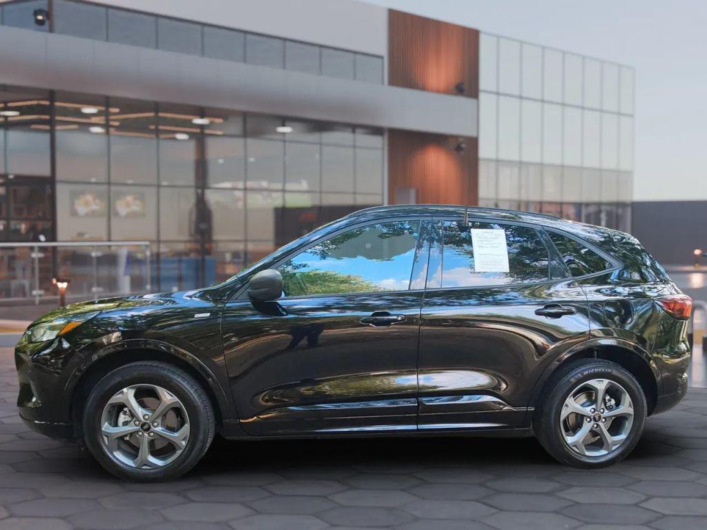 used 2024 Ford Escape car, priced at $26,888