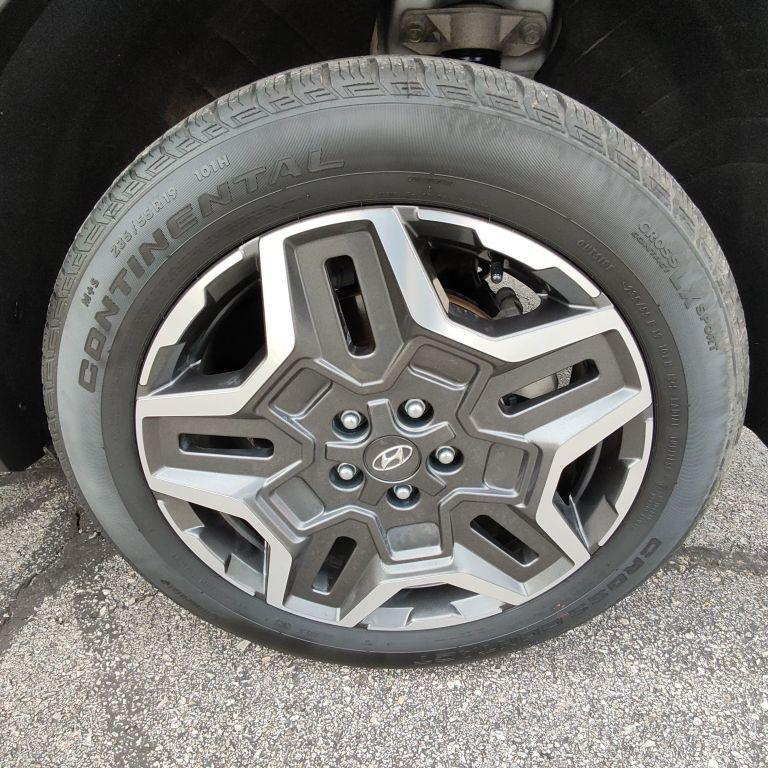 used 2023 Hyundai SANTA FE HEV car, priced at $25,499