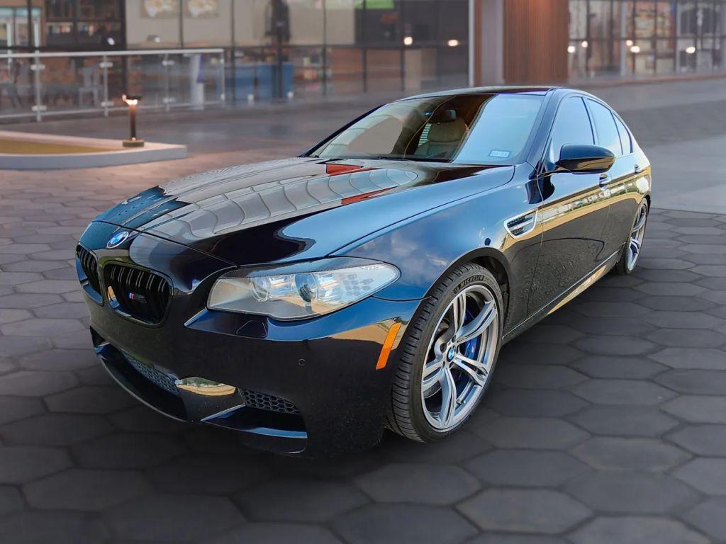 used 2013 BMW M5 car, priced at $22,000