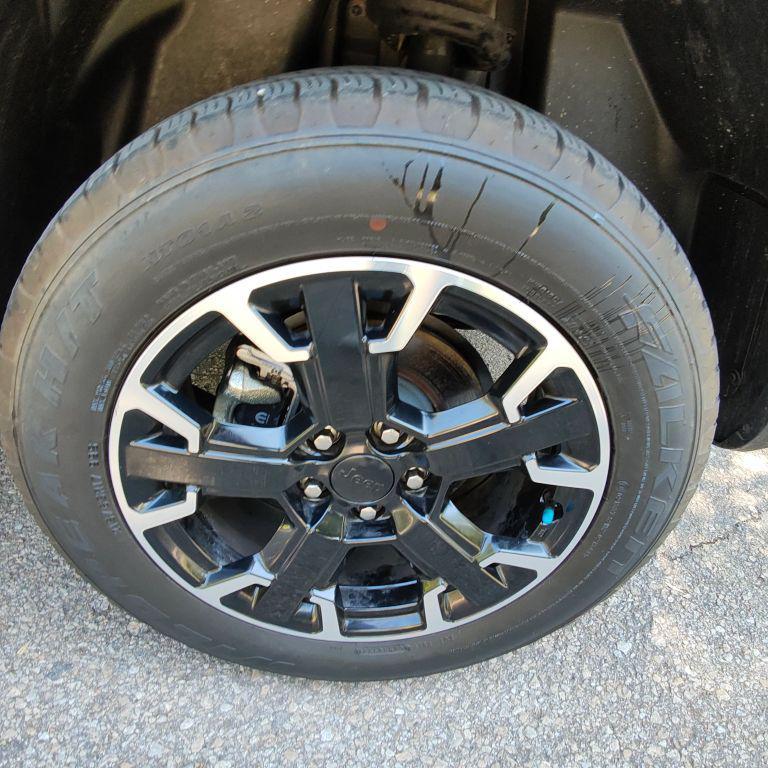 used 2023 Jeep Renegade car, priced at $24,888