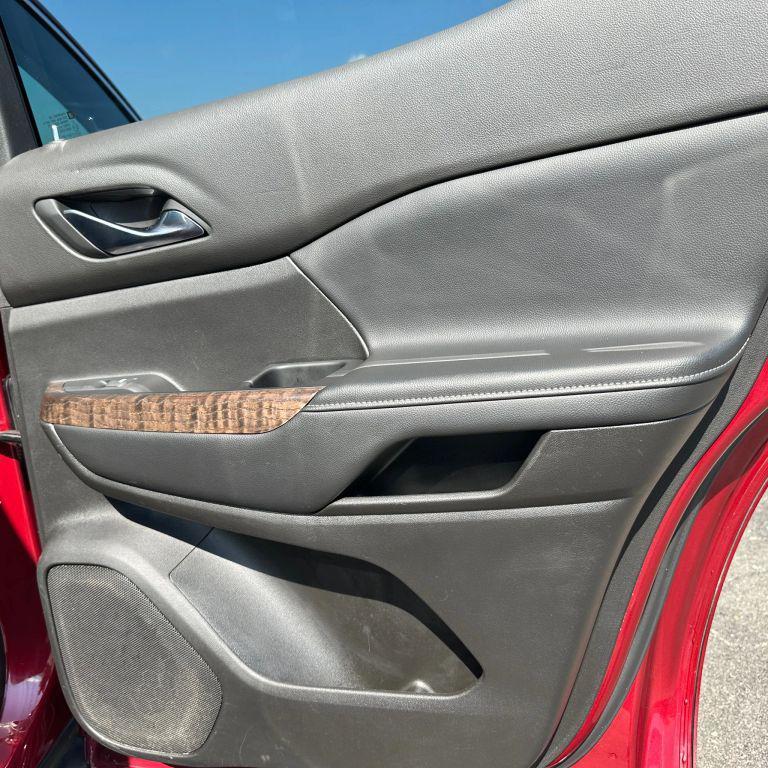 used 2020 GMC Acadia car, priced at $29,899