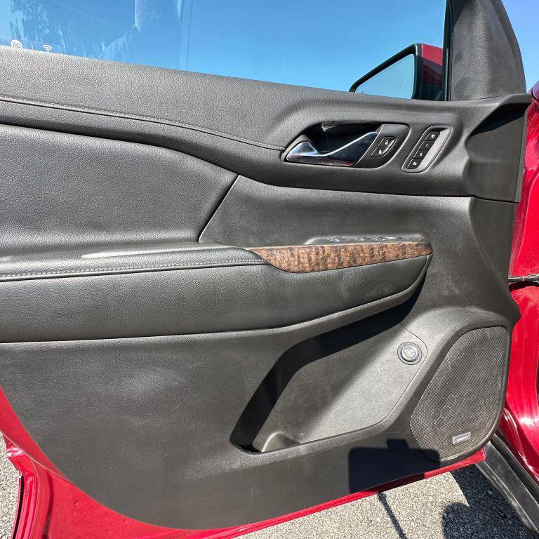 used 2020 GMC Acadia car, priced at $29,899