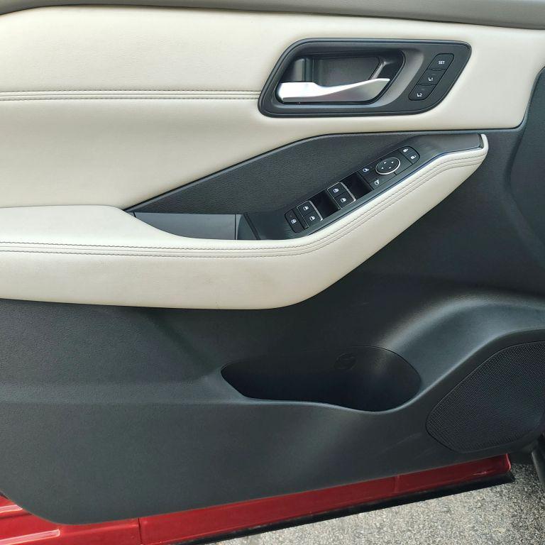 used 2023 Nissan Rogue car, priced at $28,995