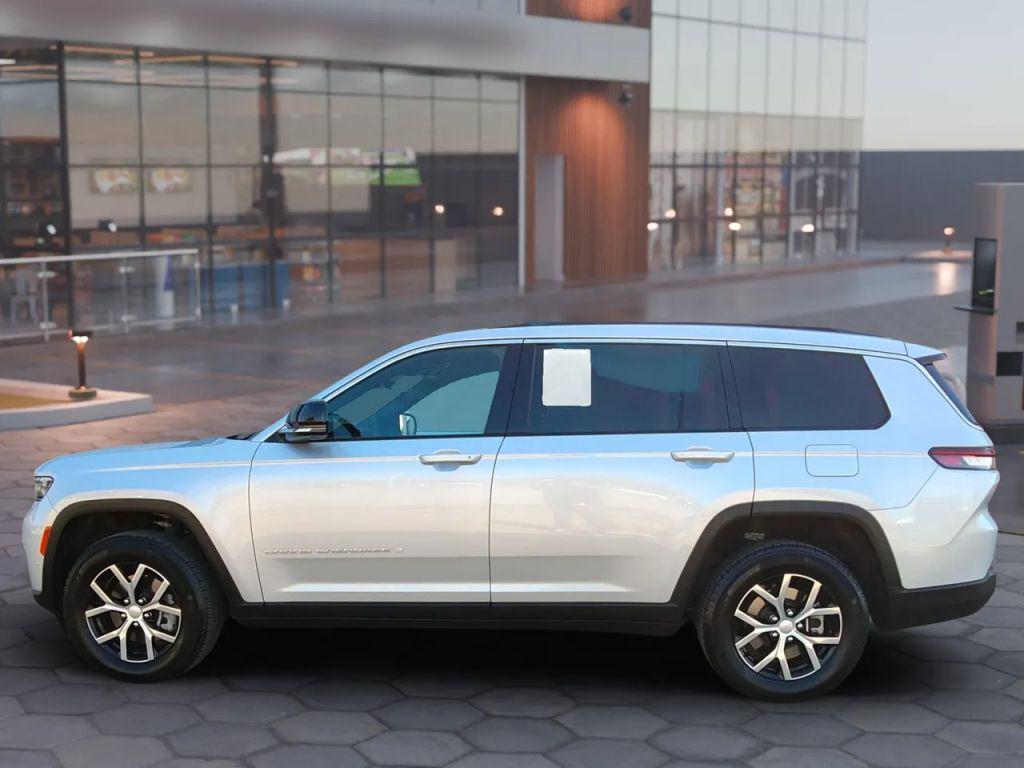 used 2024 Jeep Grand Cherokee L car, priced at $34,999