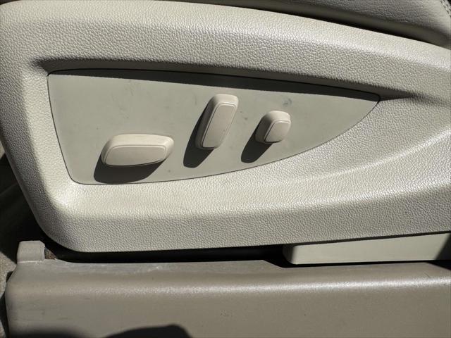 used 2020 GMC Yukon XL car, priced at $35,590