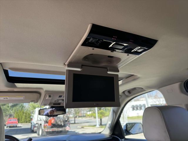 used 2020 GMC Yukon XL car, priced at $35,590