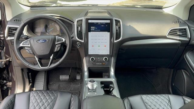 used 2024 Ford Edge car