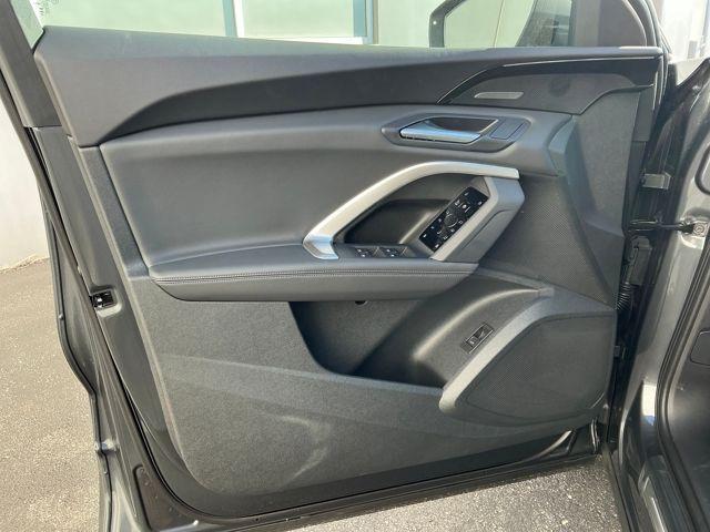 new 2025 Audi Q5 car, priced at $62,925