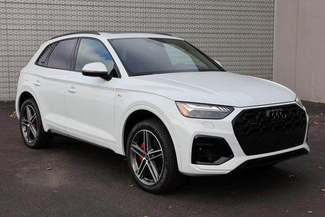 new 2024 Audi Q5 e car, priced at $72,685