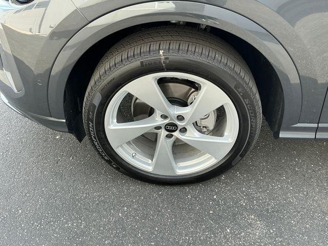 new 2025 Audi Q5 car, priced at $61,950