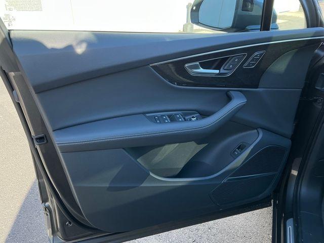 new 2026 Audi Q7 car, priced at $78,410