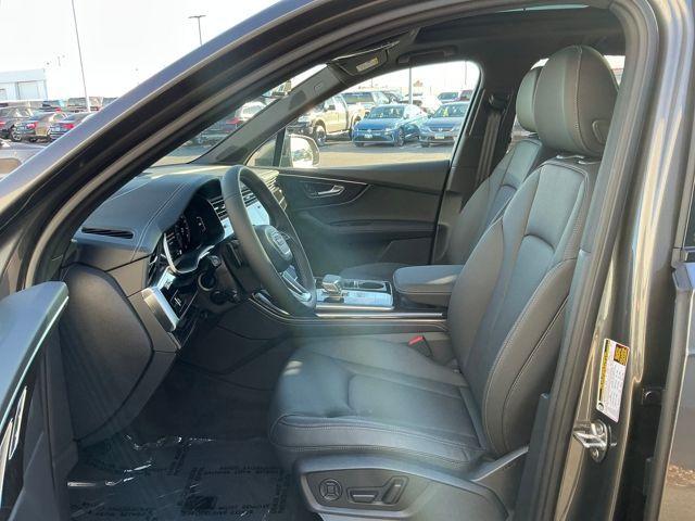 new 2026 Audi Q7 car, priced at $78,410