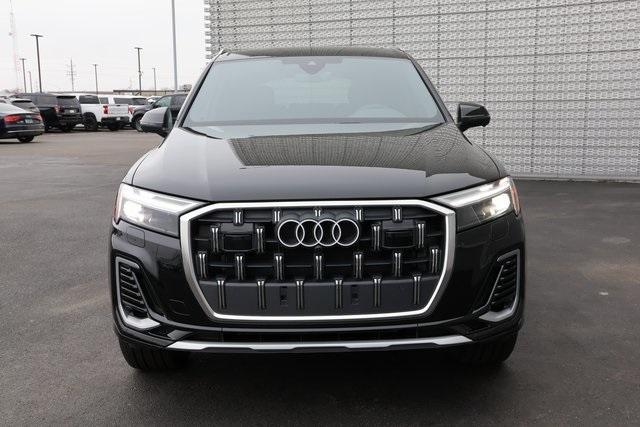 new 2025 Audi Q7 car, priced at $66,500