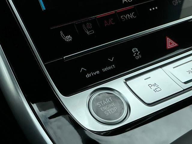new 2025 Audi Q7 car, priced at $83,840