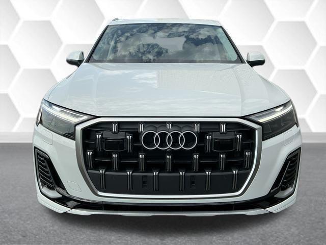 new 2025 Audi Q7 car, priced at $69,755