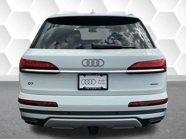 new 2025 Audi Q7 car, priced at $69,755