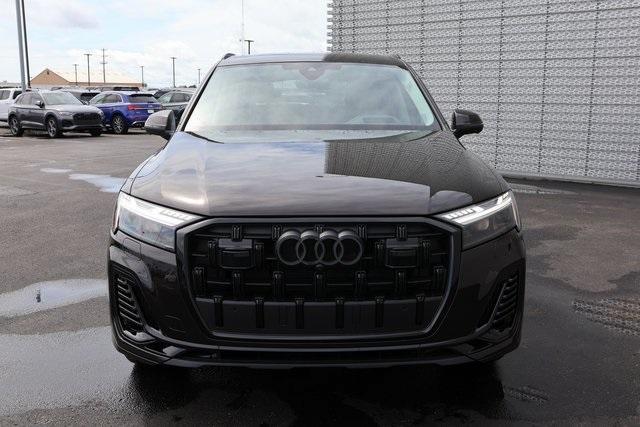 new 2025 Audi Q7 car, priced at $83,710