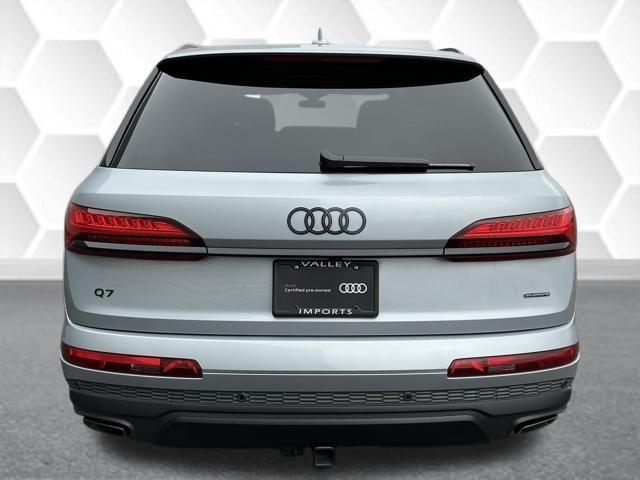 new 2025 Audi Q7 car, priced at $62,120