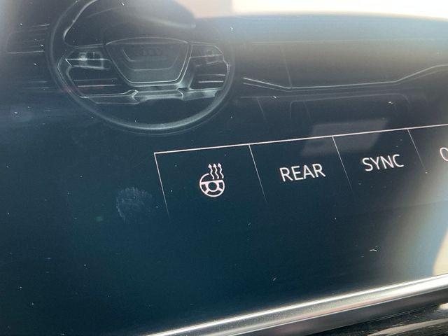 new 2025 Audi Q7 car, priced at $62,120