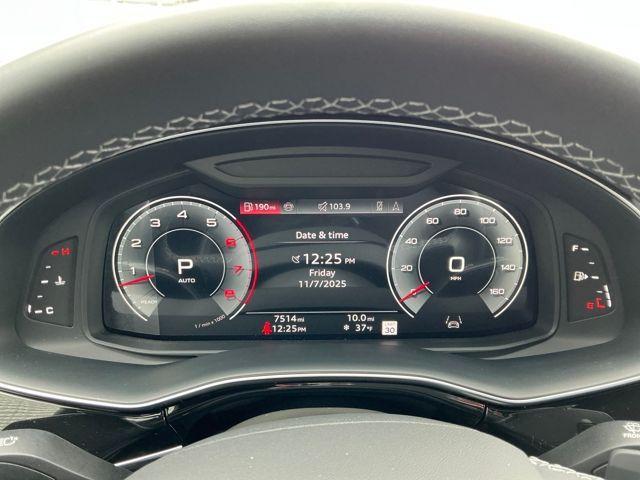 new 2025 Audi Q7 car, priced at $62,120