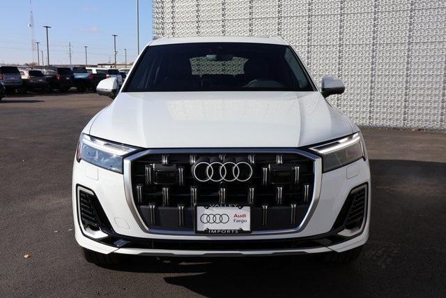 new 2025 Audi Q7 car, priced at $75,800