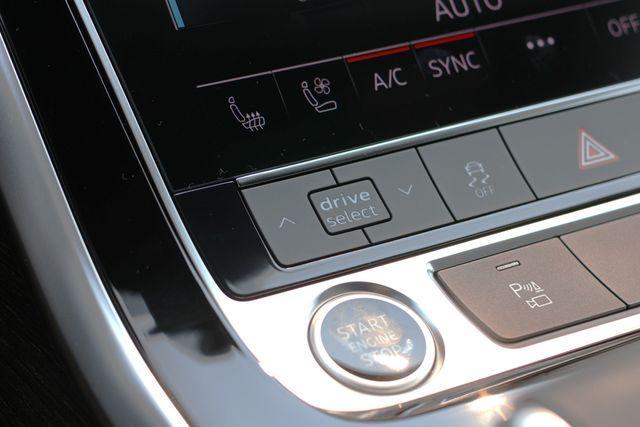 new 2025 Audi Q7 car
