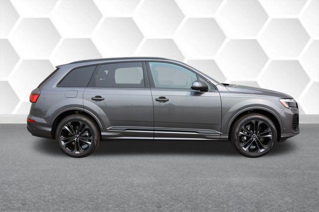 new 2025 Audi Q7 car