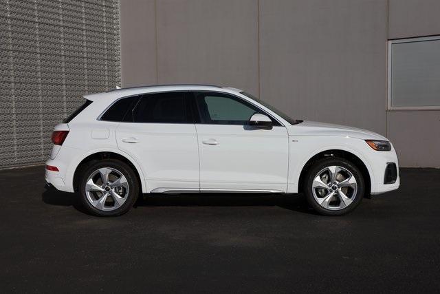 new 2024 Audi Q5 car, priced at $55,980