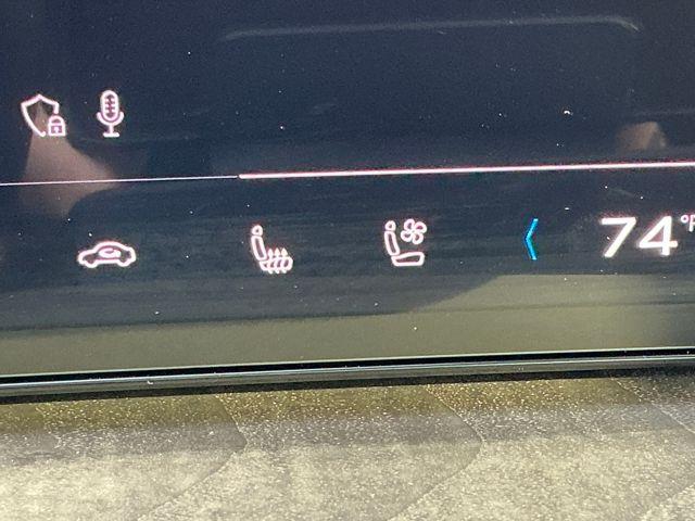 new 2025 Audi Q5 car, priced at $60,710