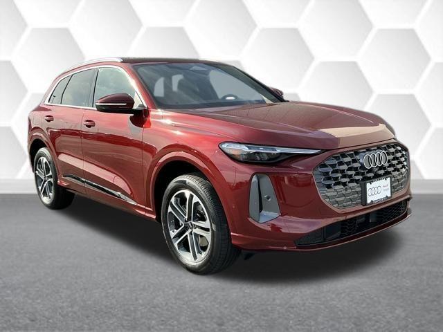 new 2025 Audi Q5 car, priced at $60,710