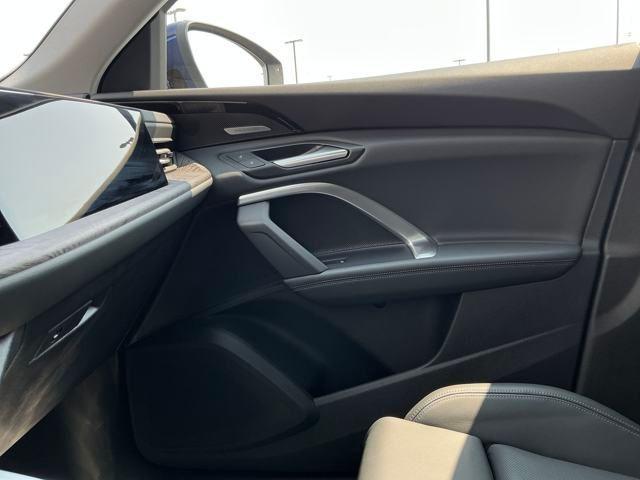 new 2025 Audi Q5 car, priced at $61,930