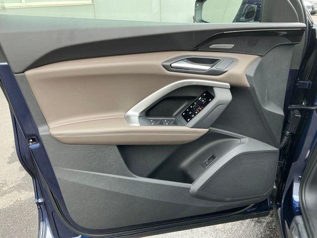 new 2025 Audi Q5 car, priced at $59,390