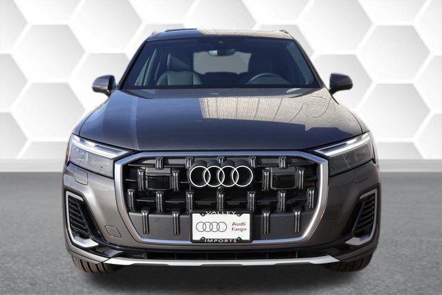 new 2025 Audi Q7 car, priced at $70,440