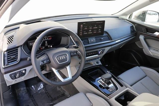 new 2025 Audi Q5 car, priced at $60,575