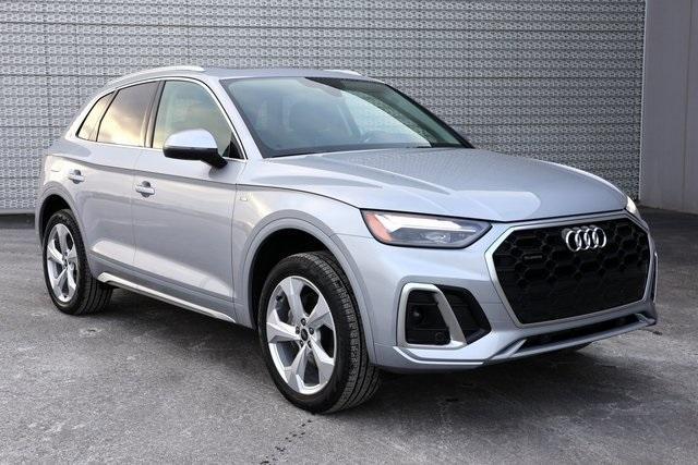 new 2025 Audi Q5 car, priced at $56,590